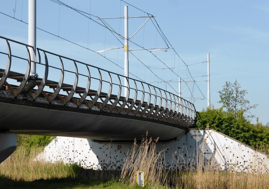 Zaproszenie do składania ofert na wykonanie robót budowlanych dla branży obiektów inżynieryjnych w zakresie produkcji, transportu i montażu konstrukcji stalowych obiektów inżynieryjnych w związku z realizacją zadania pn. Odcinek B – roboty budowlane na linii kolejowej nr 201 odc. Somonino – Gdańsk Osowa w ramach projektu „Prace na odcinku Kościerzyna – Gdynia” wraz z elektryfikacją linii kolejowej nr 229 w ramach projektu „Prace na odcinku Glincz – Kartuzy – faza II”.